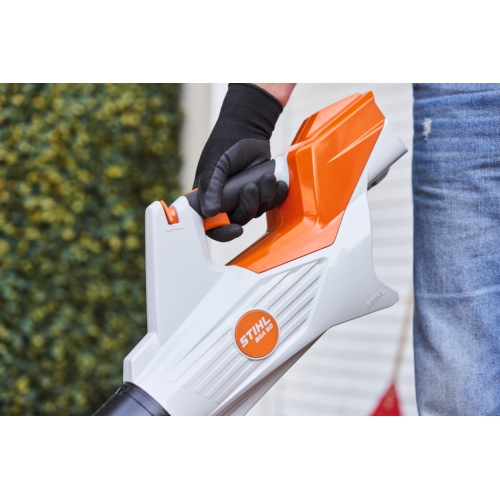 Dmuchawa akumulatorowa STIHL BGA 60 - zestaw AK 30 i AL 101