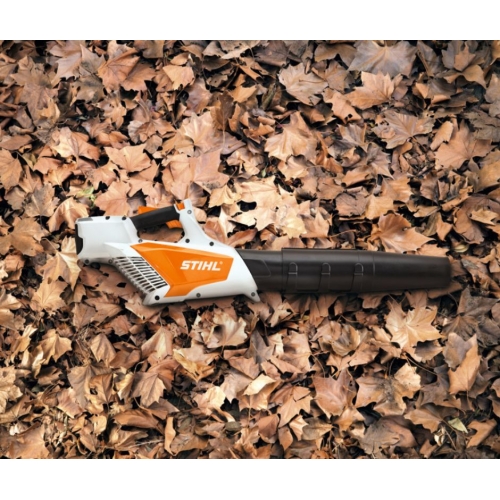 Dmuchawa akumulatorowa STIHL BGA 57 zestaw z AK 20 i AL 101